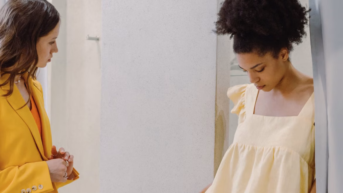 Choisir sa tenue de premier rendez-vous : le guide complet