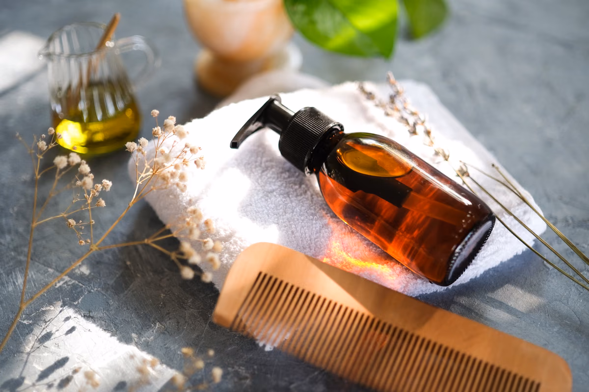 Les 7 meilleures huiles de douche pour soigner et hydrater tous les types de peau