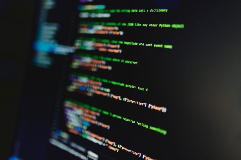 Métiers du web et du digital : quels sont les divers avantages de s’y intéresser ?